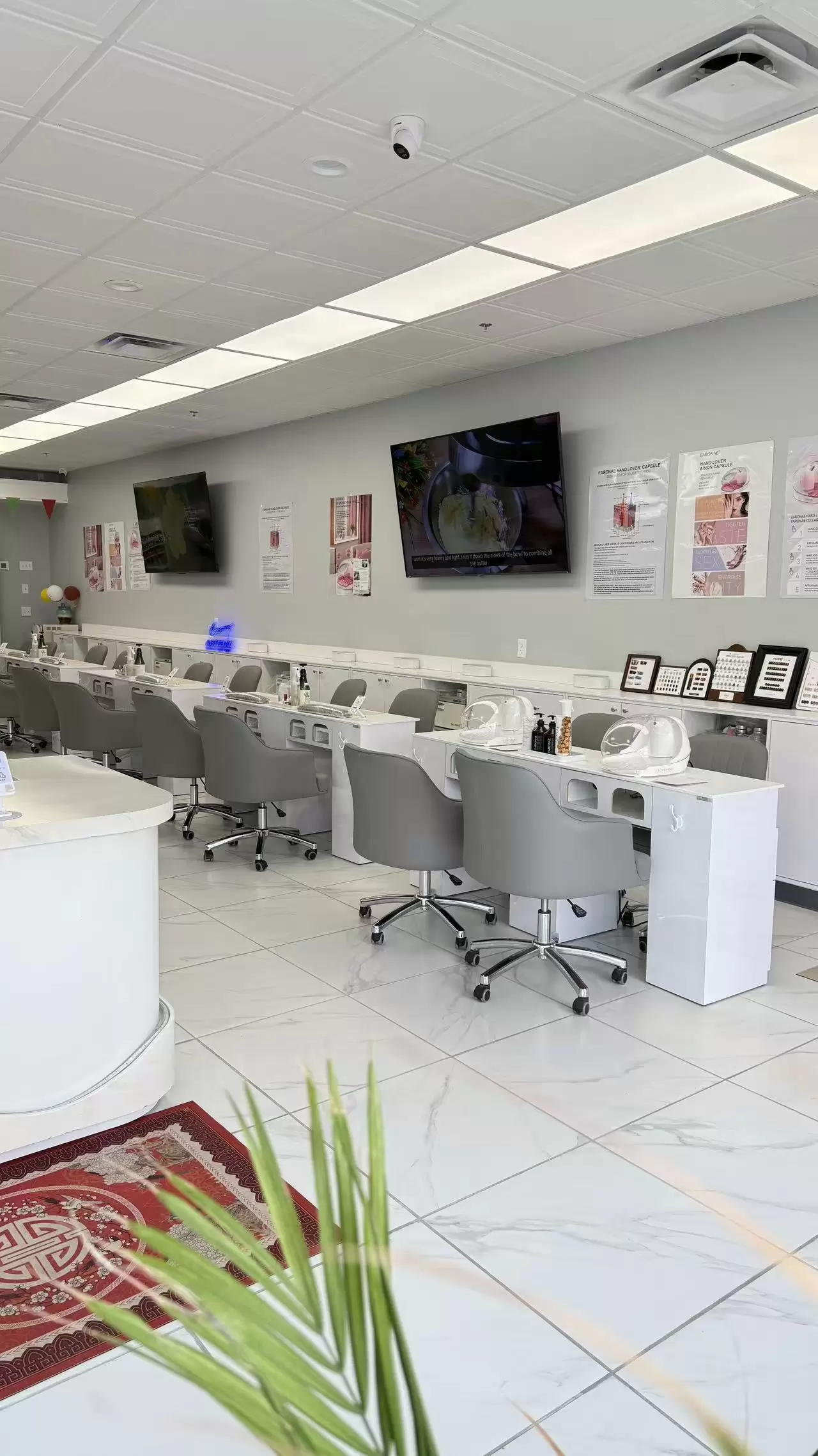 20260409010933_1804_72